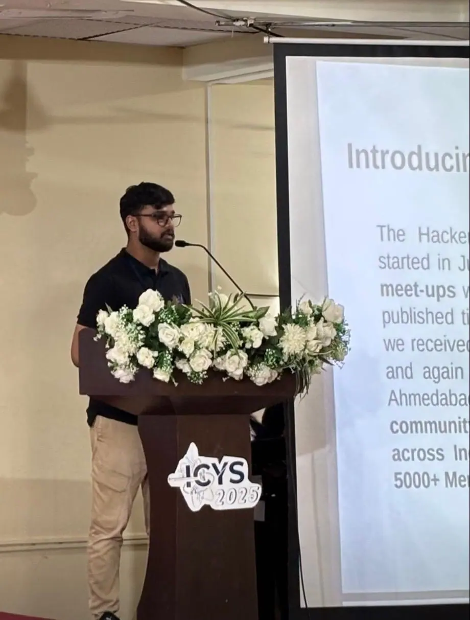 Anshul speaking at ICYS 2025 podium